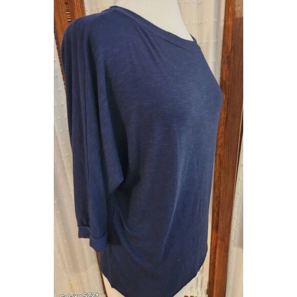 T23 Gilli brand blue Knit with elbow-length bat wing sleeves NWT - Picture 5 of 8